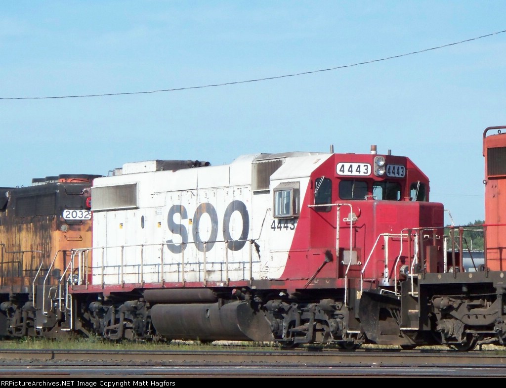 SOO 4443